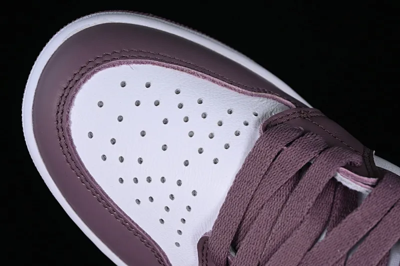 All categories Air Jordan Jordan series basketball shoes Air Jordan 1 High pure original Air Jordan 1 Retro High "Sky J Mauve" AJ1 Joe 1 violet color DZ5485-105